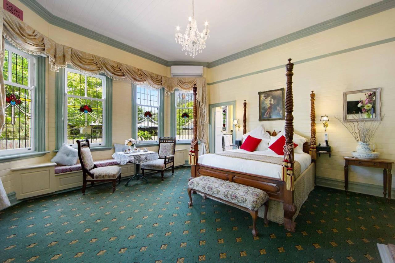 The Old Bank Gladstone Licensed Restaurant & Boutique Accommodation Hat Head エクステリア 写真