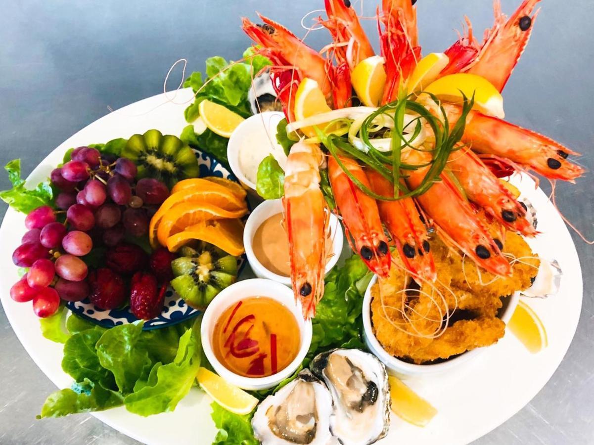 The Old Bank Gladstone Licensed Restaurant & Boutique Accommodation Hat Head エクステリア 写真